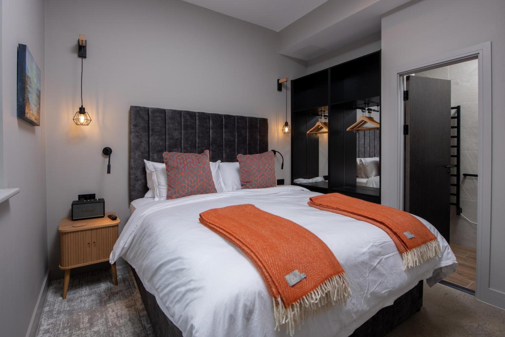 Superior Apartment