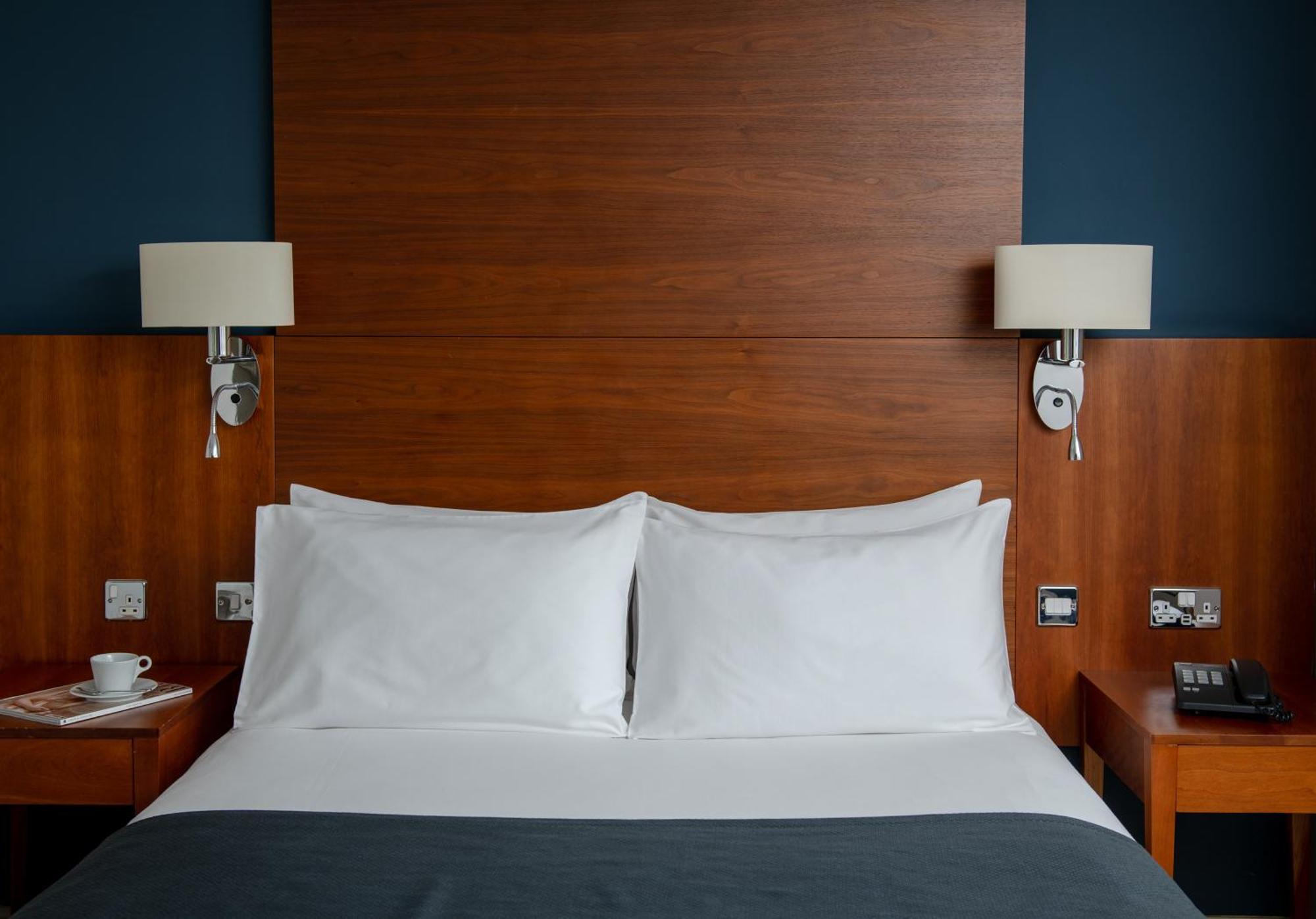 Standard Double or Twin Room,1620200261:JPEG