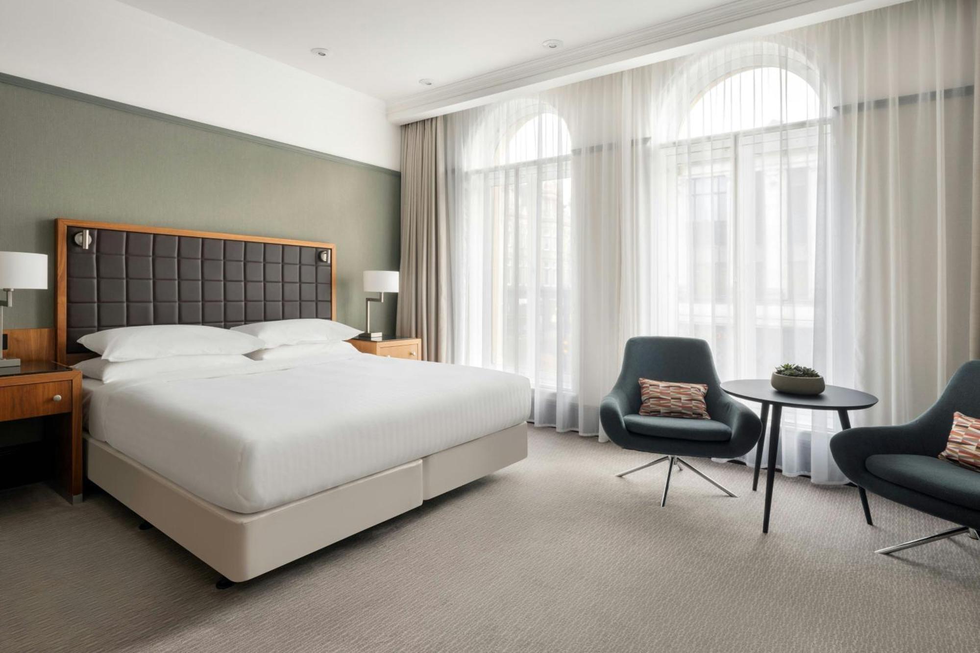 Executive King Room Executive Lounge Access