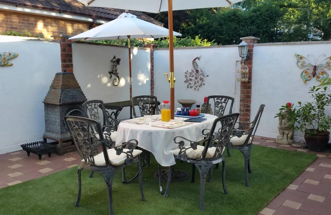 Best Area Close To Leeds Centre-1