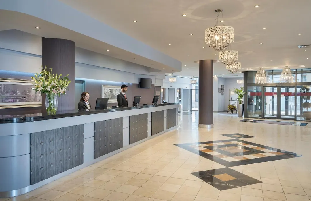 Leonardo Hotel Leeds-1