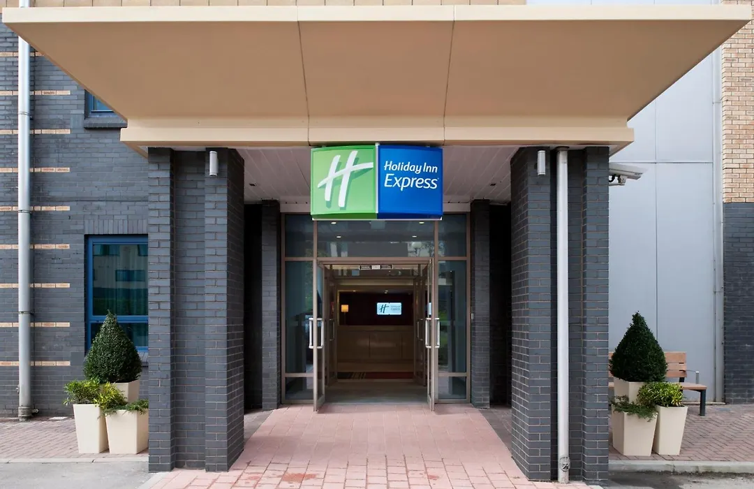 Holiday Inn Express Leeds City Centre By Ihg-1