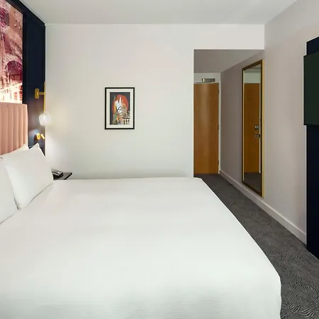 Doubletree By Hilton Leeds-3