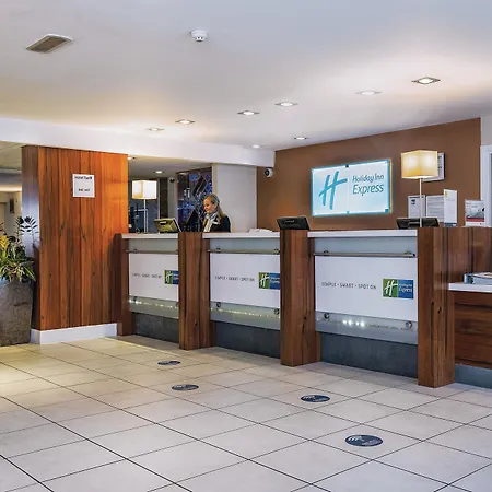 Holiday Inn Express Leeds-East By Ihg-2