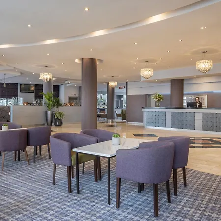 Leonardo Hotel Leeds-2