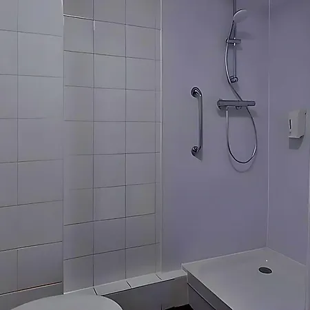 Travelodge Leeds Central Vicar Lane-2