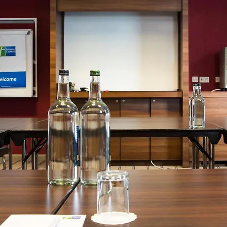 Holiday Inn Express Leeds City Centre By Ihg-2