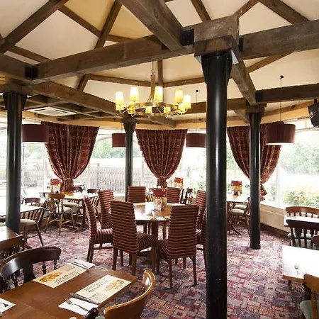 Premier Inn Leeds South-2