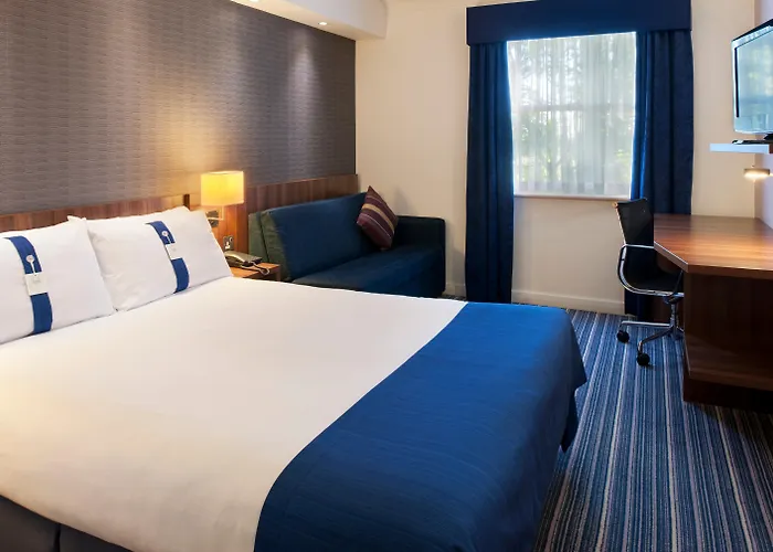 Holiday Inn Express Leeds-East By Ihg