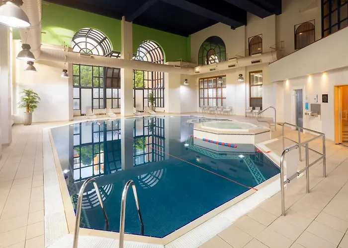 Crowne Plaza Leeds By Ihg Hotel