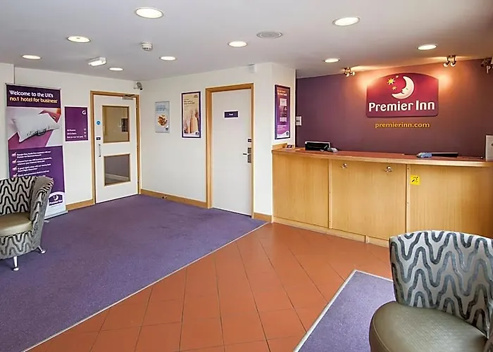 Premier Inn Premier Inn Leeds East