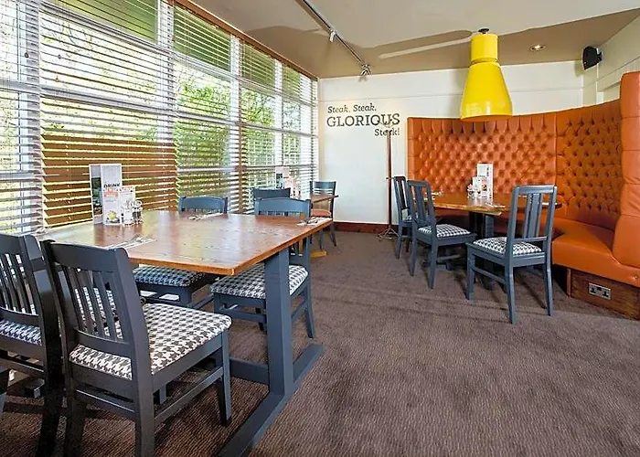 Premier Inn Leeds / Bradford Airport